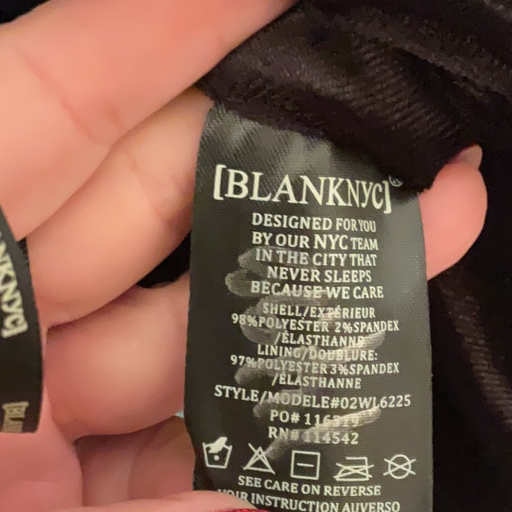 NWOT Puff Sleeve Sequin Blazer
BLANKNYC - Picture 10 of 16